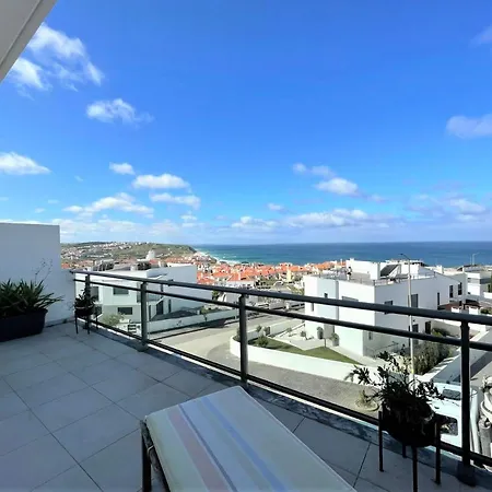 Sylena's Oceanview Apartment *